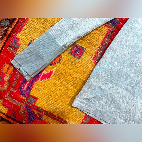 Lululemon Swiftly Speed Hooded 1/2 Zip Water Resistant Hoodie Aqua Smoke Sz 4 - Picture 3 of 8